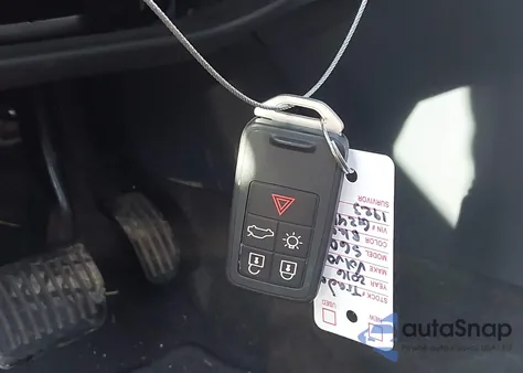 2016 Volvo S60 T5 Premier из США, поврежденный, VIN YV1612TK7G2411923